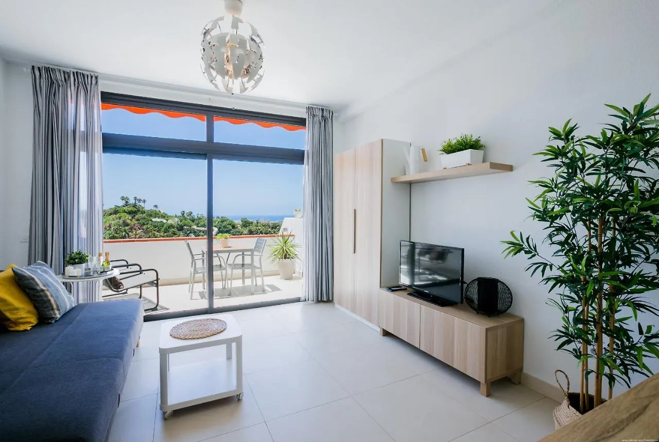 Cozy Apartment With Seaview And Parking Costa Adeje
